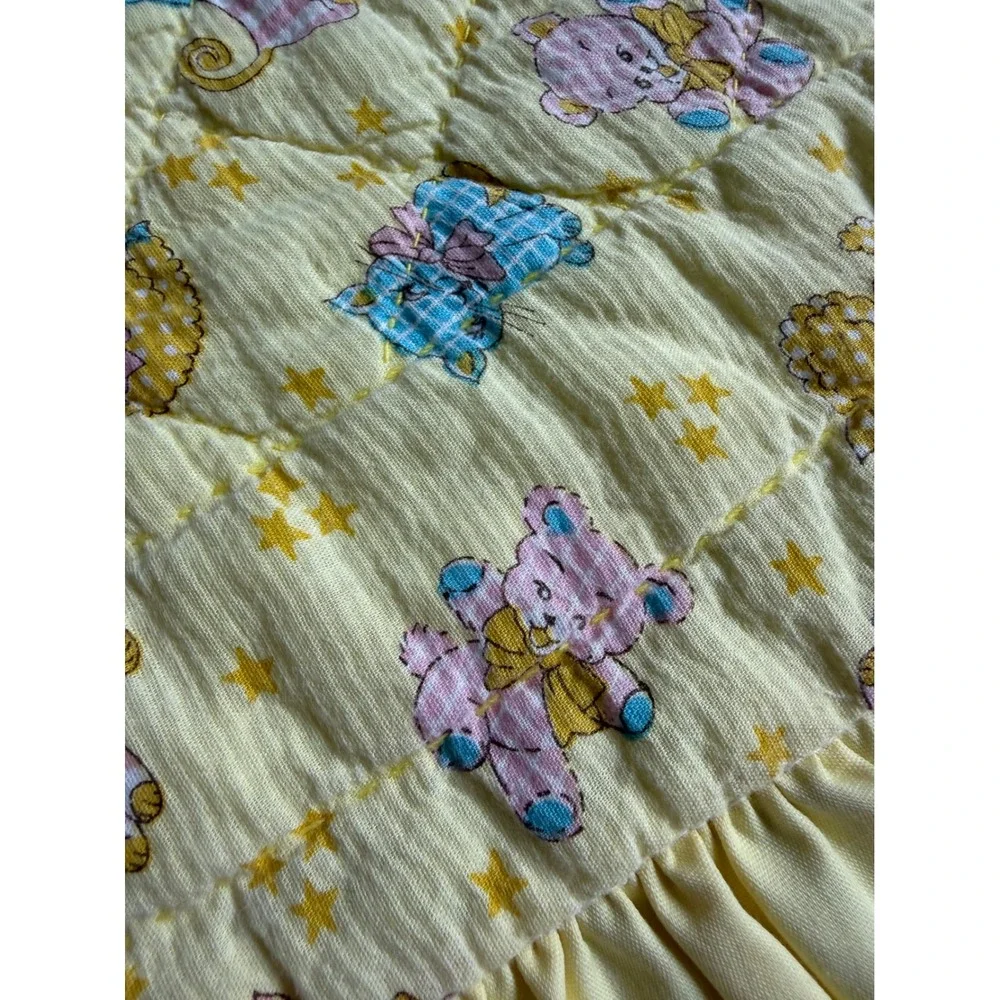 Vintage Yellow Quilted Baby Blanket Pastel Ruffle Trim Nursery 33x40